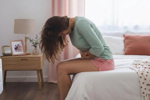 Adénomyose : symptômes et impact sur la fertilité