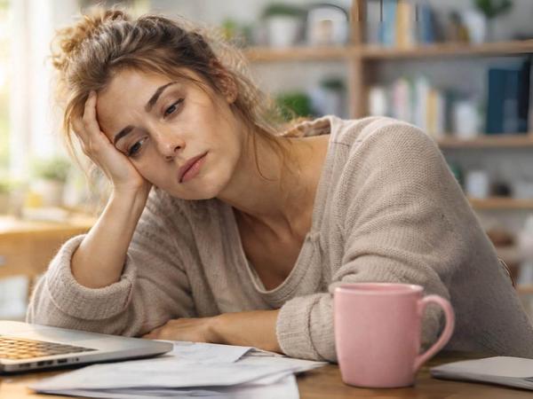 J'ai mes règles depuis 10 jours : est-ce normal ?